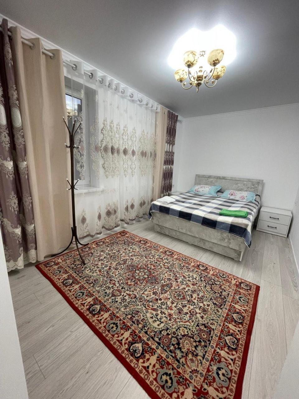 Center guesthouse Kochkor Extérieur photo